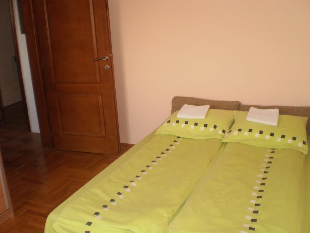 Apartments Vila Velickovic ซลาตีบอร์ ภายนอก รูปภาพ