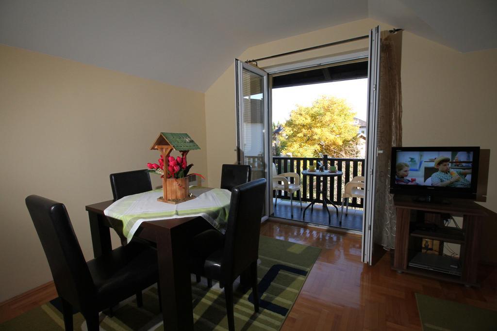 Apartments Vila Velickovic ซลาตีบอร์ ภายนอก รูปภาพ