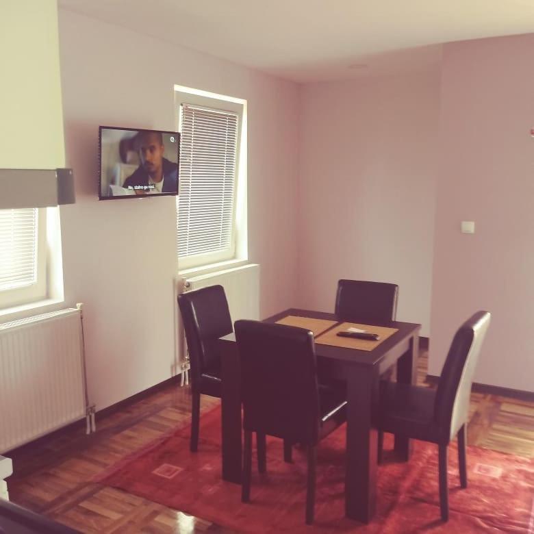 Apartments Vila Velickovic ซลาตีบอร์ ภายนอก รูปภาพ
